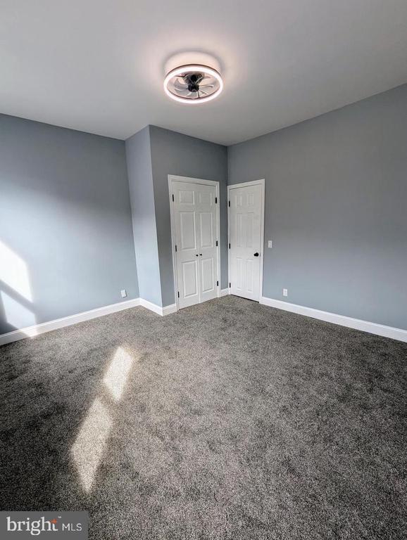 Building Photo - 1539 S Stillman St