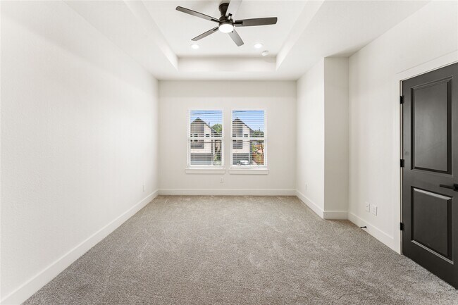 Building Photo - 3620 Mt Pleasant St