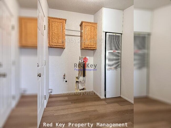 Building Photo - S. Main St. Single Family Home