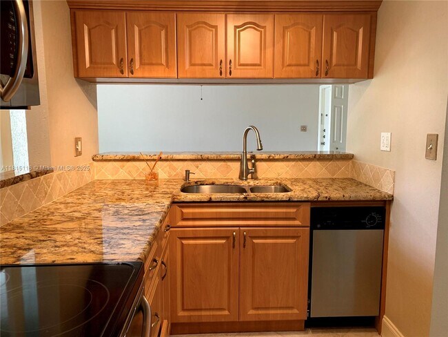 Building Photo - 3711 NW 95th Terrace