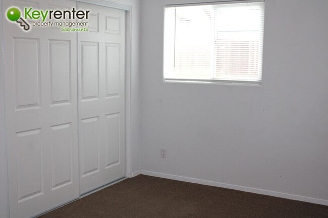 Building Photo - 6010 San Juan Ave