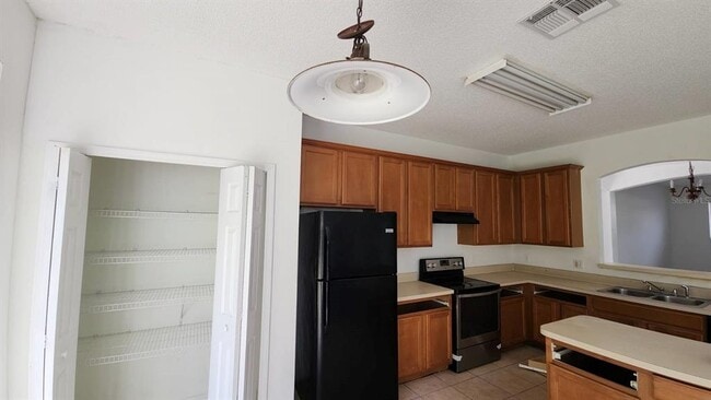 Building Photo - 5627 Florence Harbor Dr