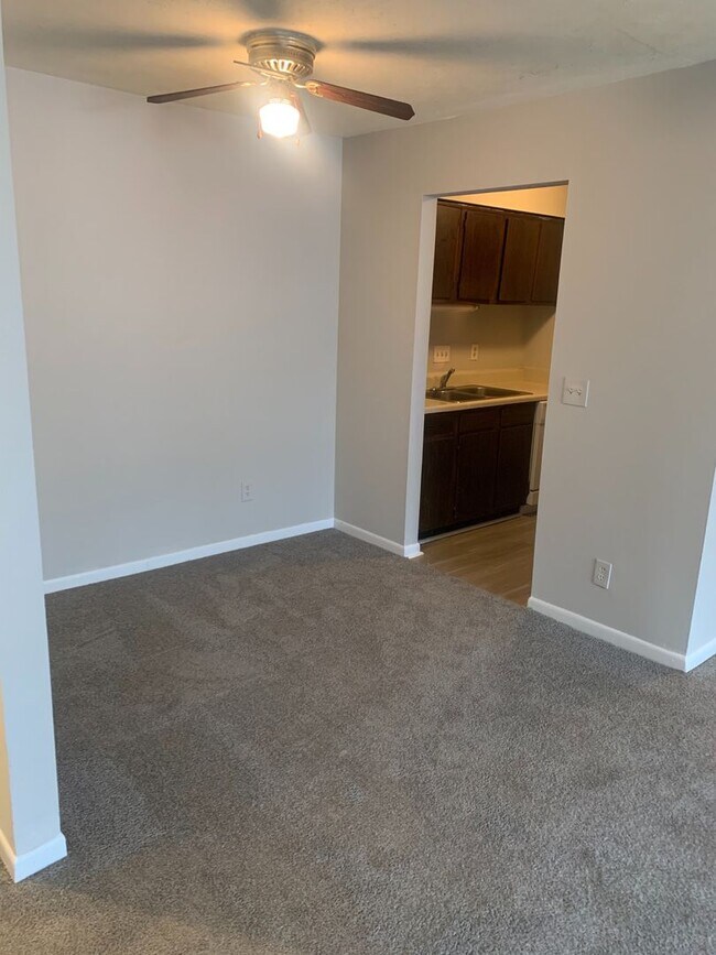 Building Photo - Orchard Trace Condominiums