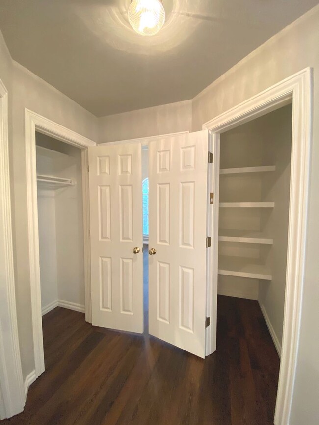 Building Photo - Absolute Dream in NW OKC!!