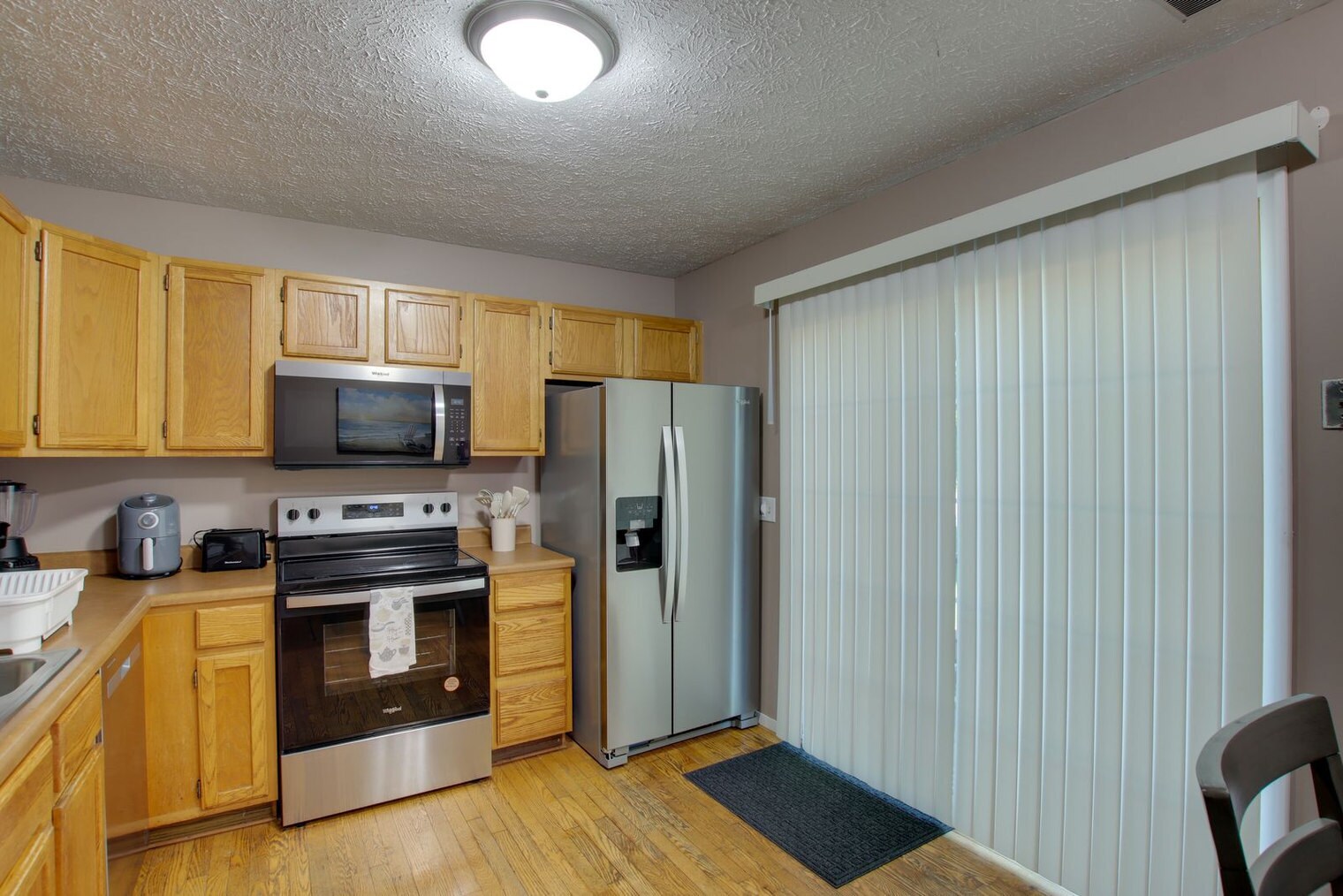 Building Photo - 5368 N Linwood Ave