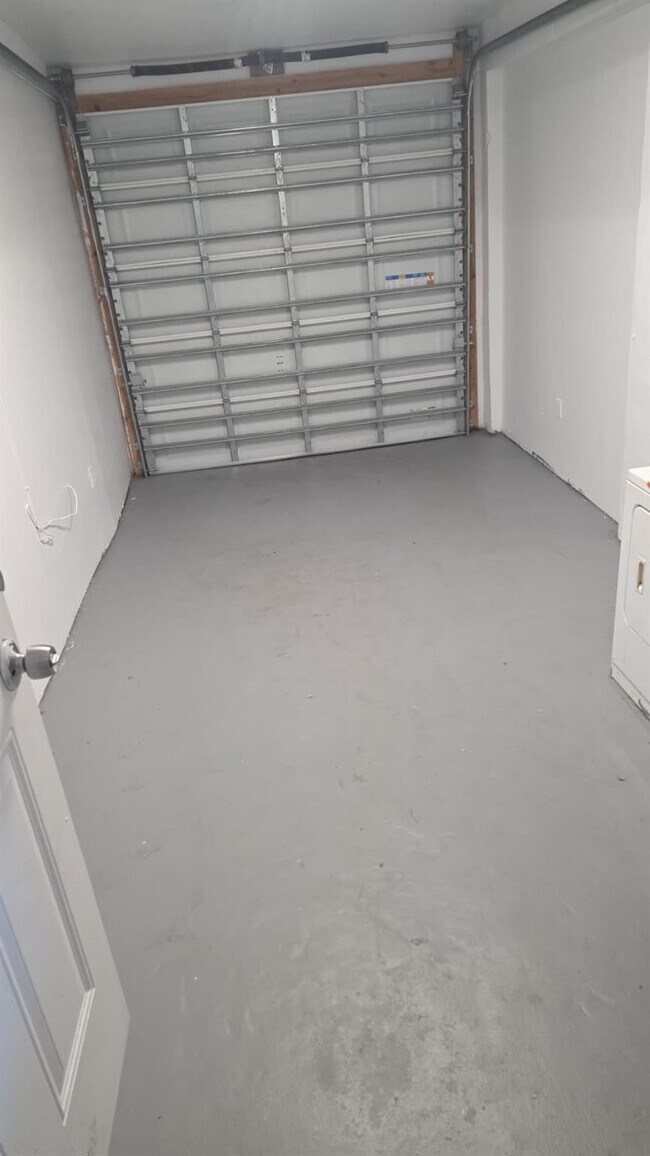 Building Photo - 5241 Mayo St