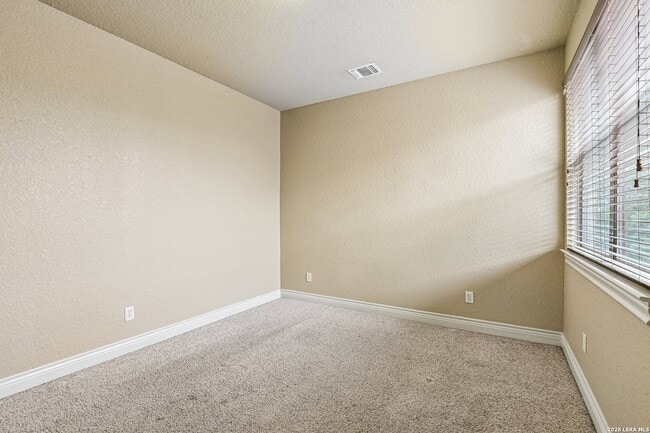 Building Photo - 4911 Country Cv