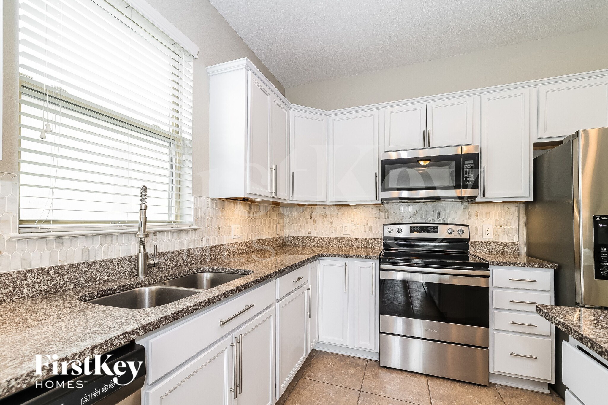 Building Photo - 3670 Moca Dr