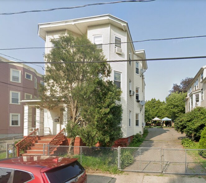 Primary Photo - 13 Union St