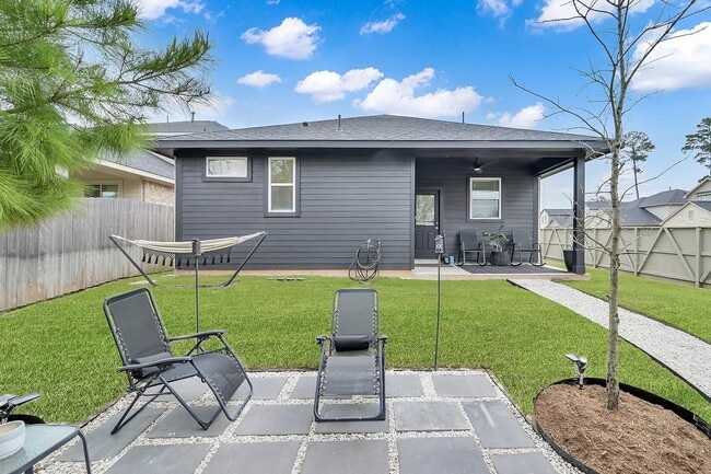 Building Photo - 40558 Berylline Ln.