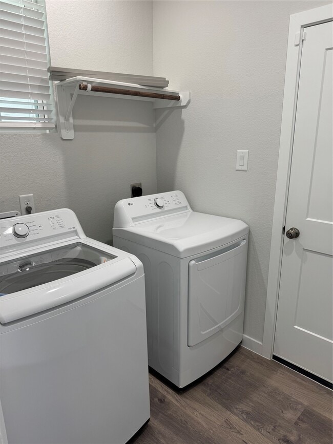 Building Photo - 11503 Gristmill Grange Dr