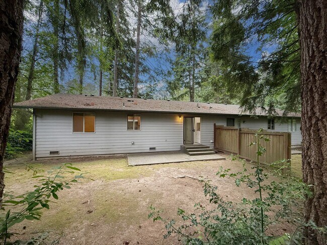 Building Photo - 18928 SR 9 SE