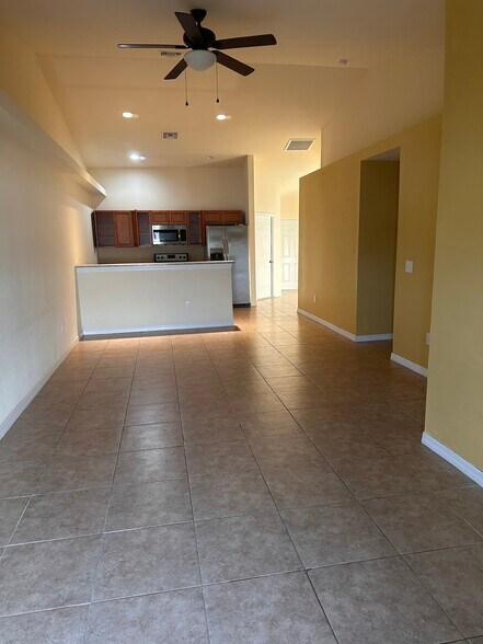 Spacious for dinner and living room area - 4427 SW 9th Ave