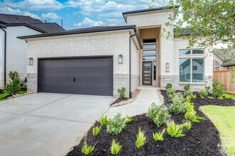 Building Photo - 2714 Sweet Honey Ln