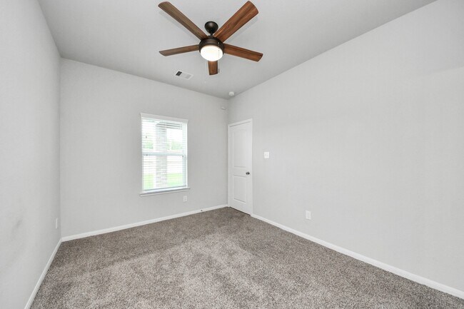 Building Photo - 4111 Fair Country Ln