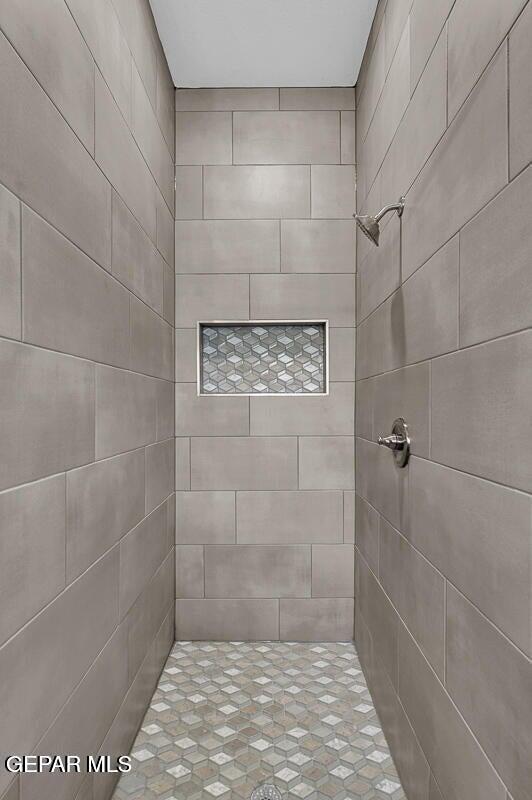 Building Photo - 15340 Resolve Dr