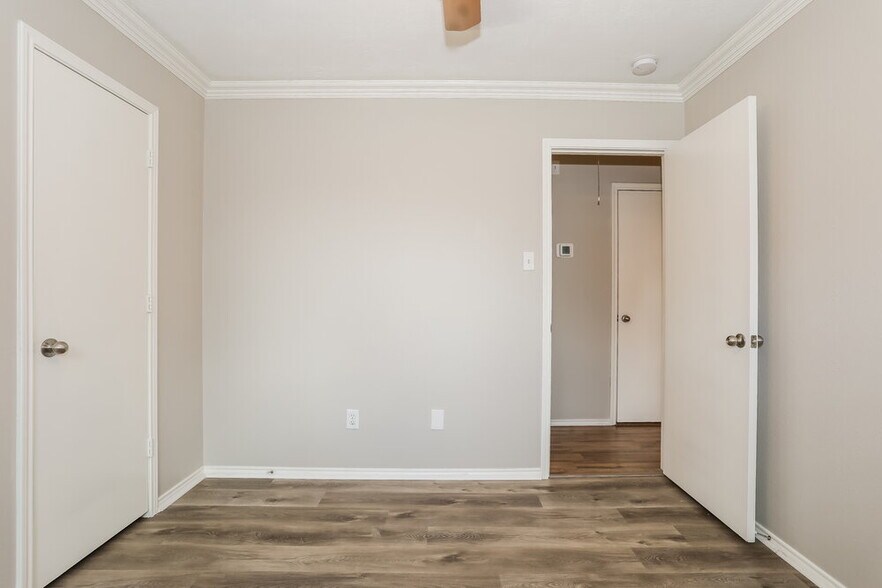 Building Photo - 1403 Natural Pine Trail