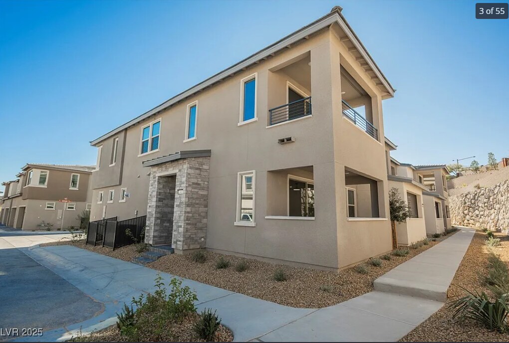 Building Photo - 2487 Altitude St