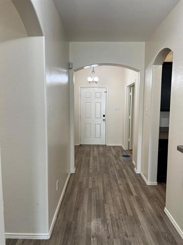 Building Photo - 10416 Devin Ln