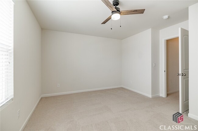 Building Photo - 157 Brockett Dr