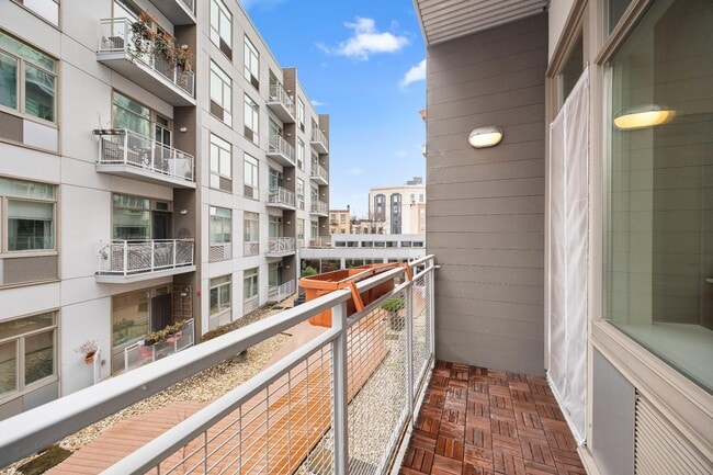 Building Photo - 217 Newark Ave