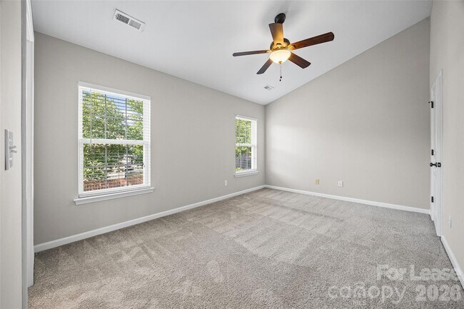 Building Photo - 2330 Mirage Pl