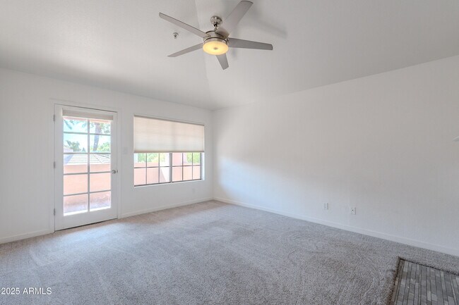 Building Photo - 5950 N 78th St