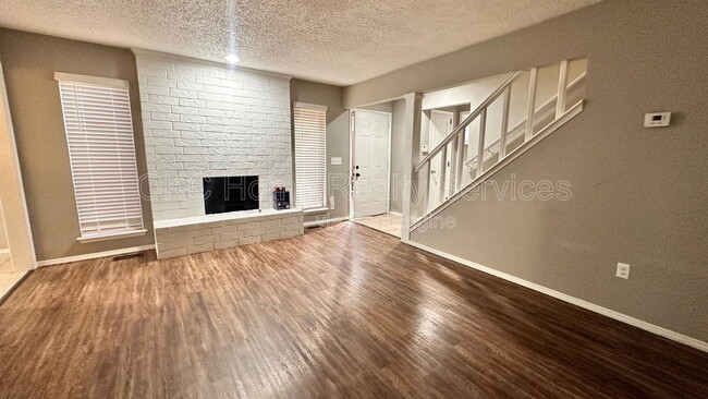 Building Photo - 6713 Lyrewood Ln