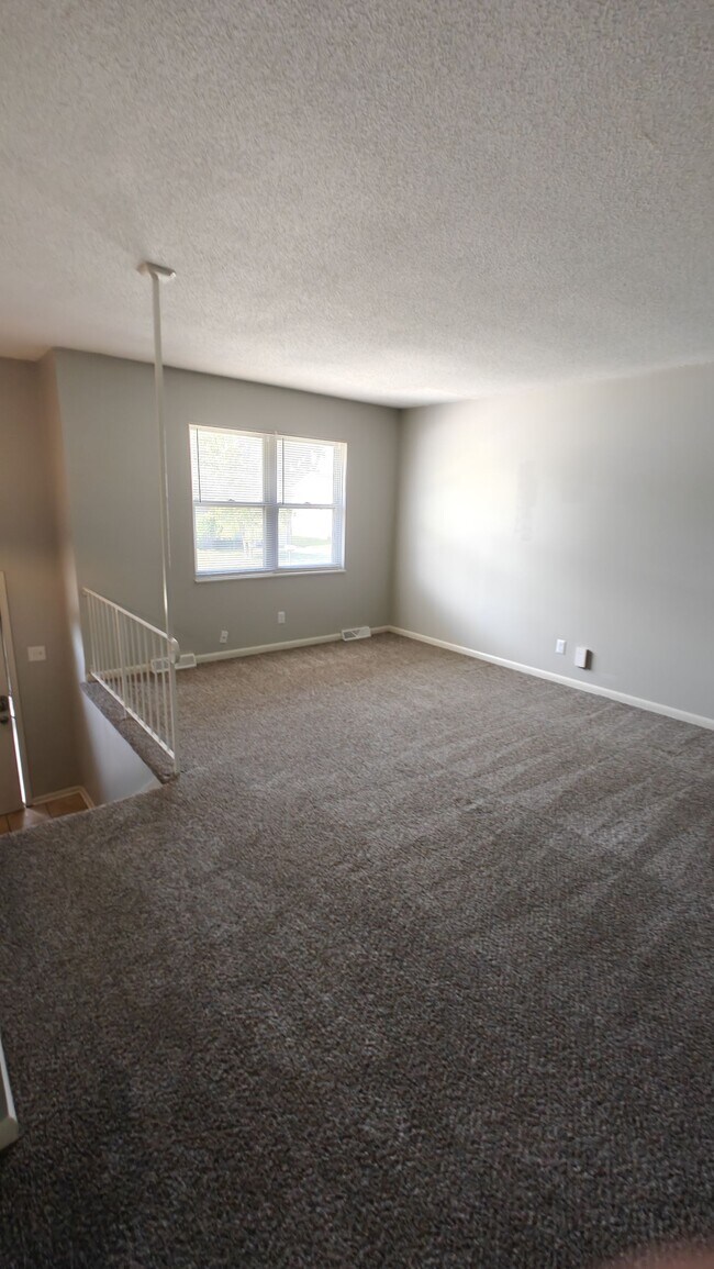 Building Photo - 226 NW 62nd Terrace