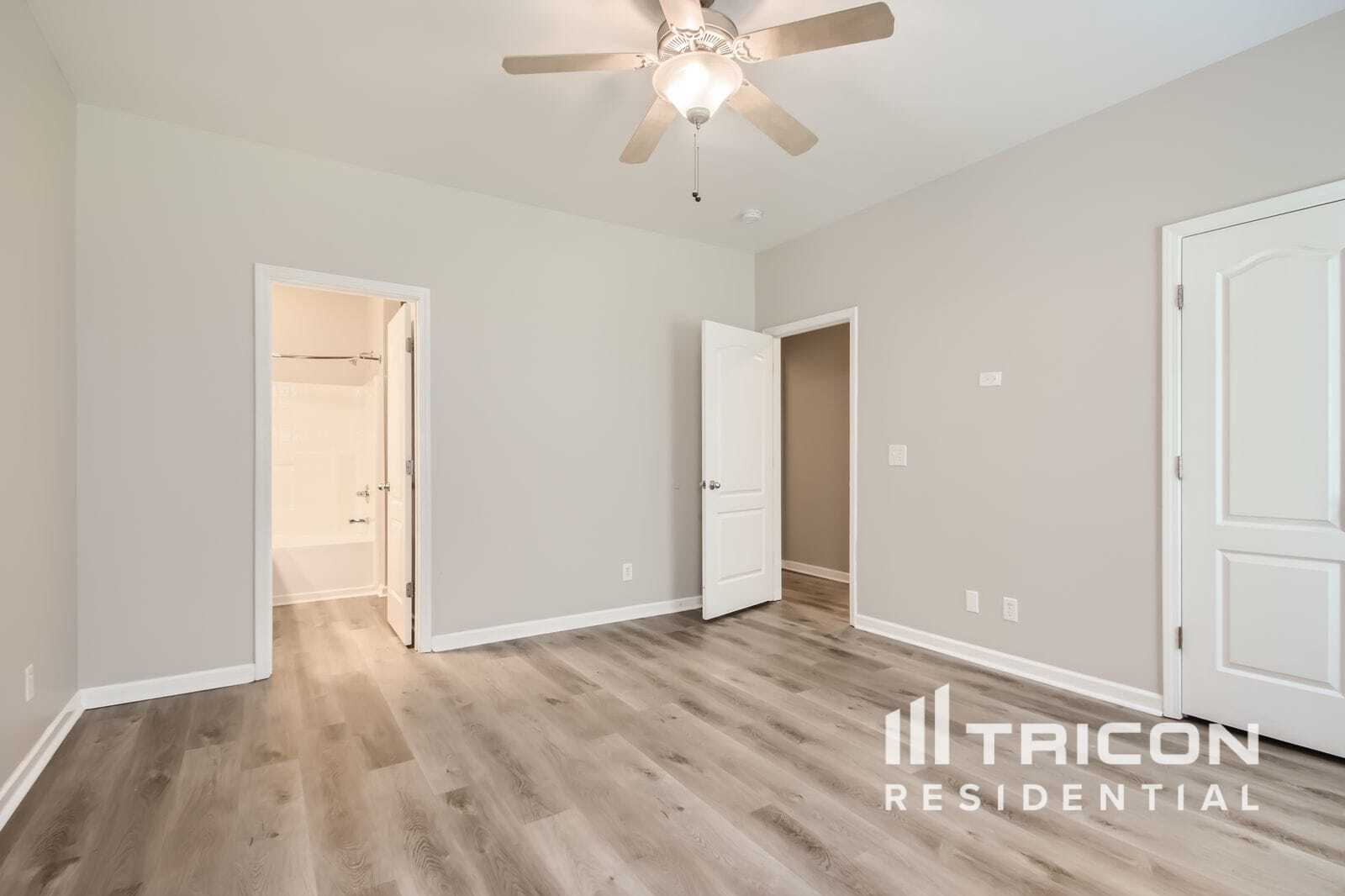 Building Photo - 4006 New London Ct