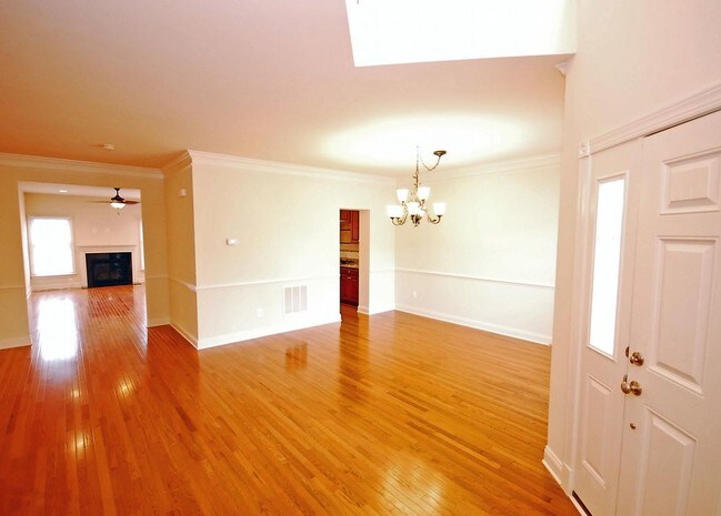 Building Photo - 42910 Nokes Corner Ter