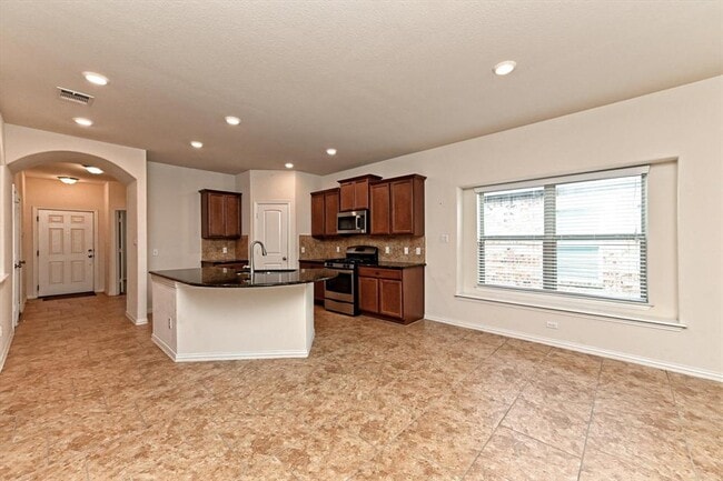 Building Photo - 265 Shale Cir