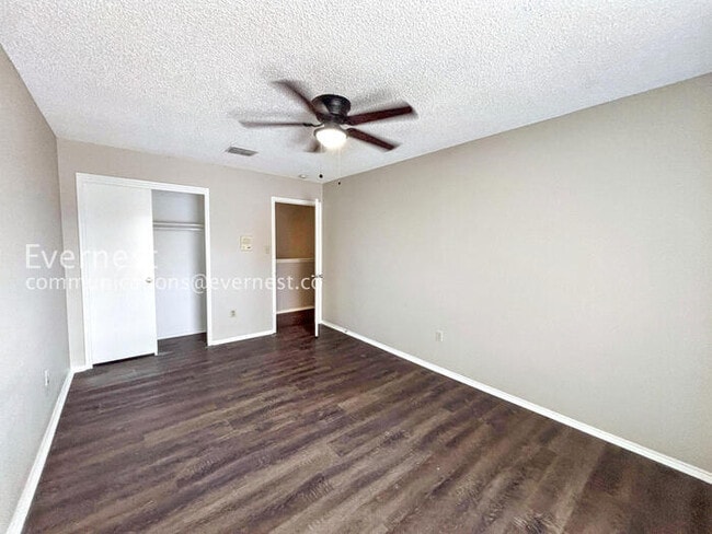 Building Photo - PROMO: Get 50% off the first month’s rent when you sign the lease today!  / 4 Bed, 2.5 Bath with ...