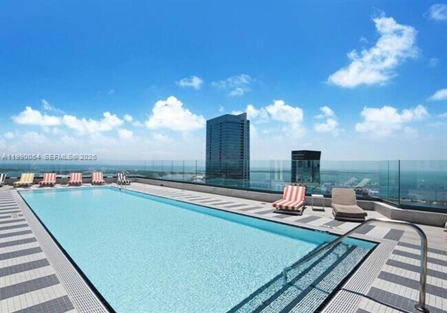 Building Photo - 1300 S Miami Ave