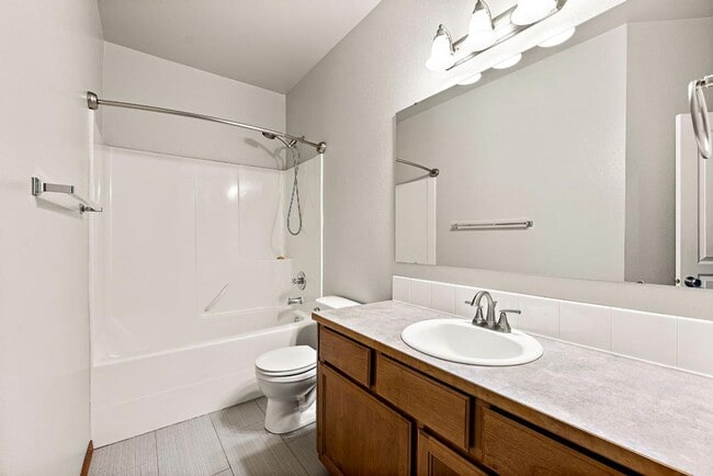 Building Photo - Beautiful Single-Story Olympia Home with Dog Wash, Garden Beds & Thoughtful Layout