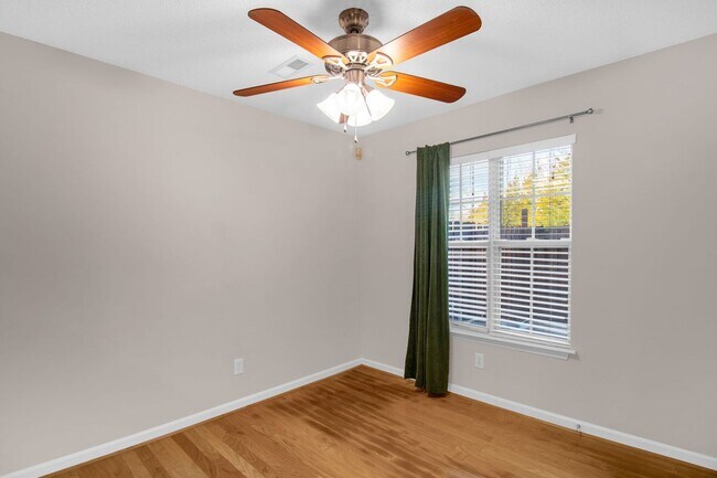 Building Photo - Keswick Place Townhome