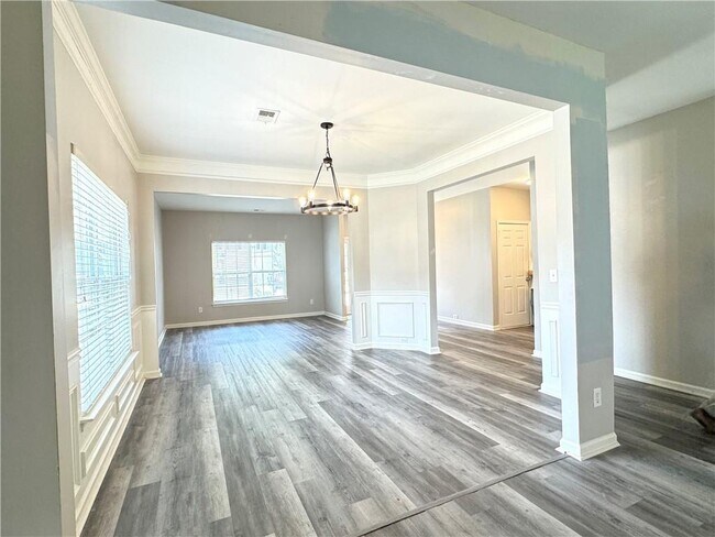 Building Photo - 4465 Ambassador Way