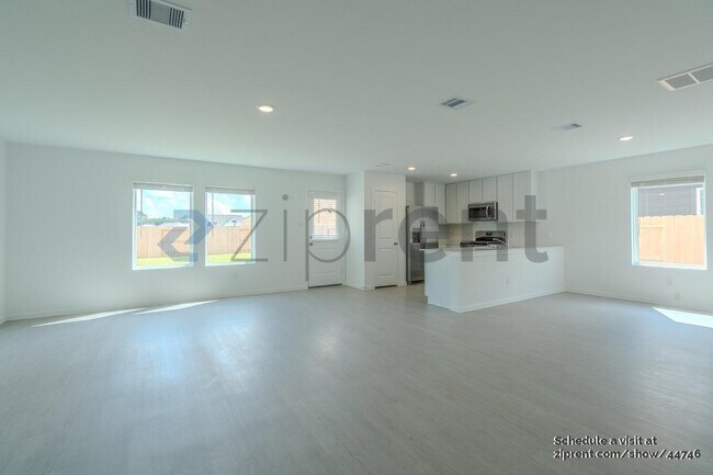 Building Photo - 18003 Valle Cupa Ln