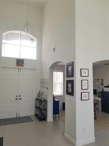 Building Photo - 4719 NW 96th Pl