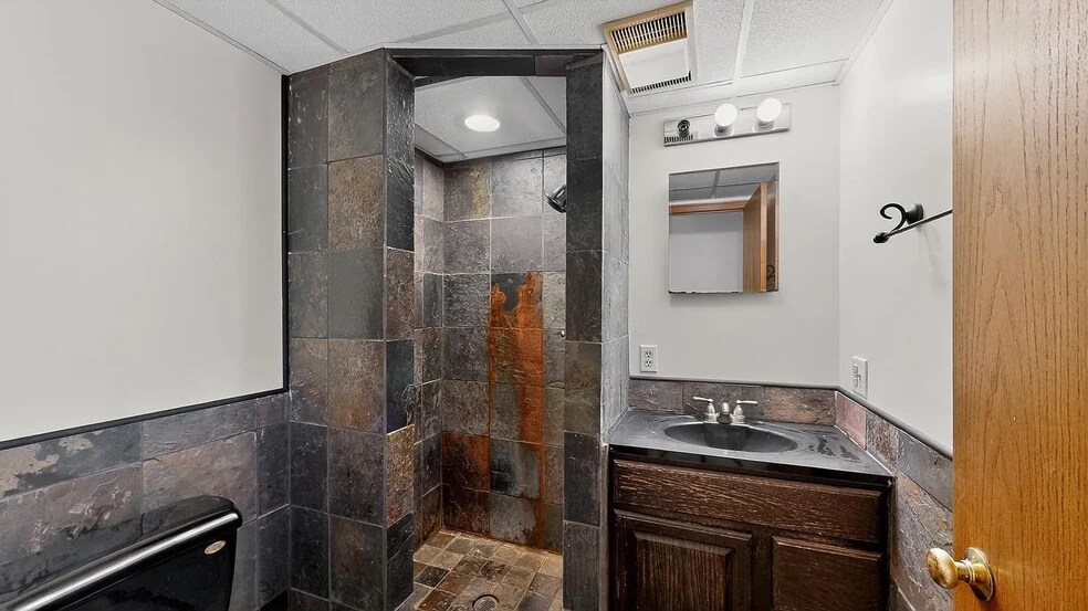 Bath 3 - 4543 Arbor Dr NW