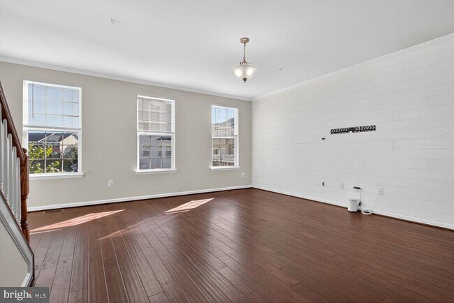 Primary Photo - 7714 sentry Terrace