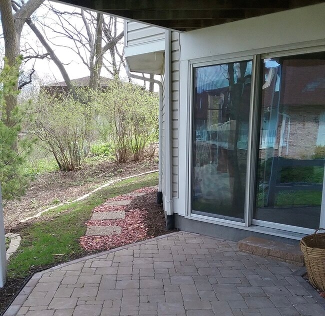 2 Patio - 440 N Westfield Rd