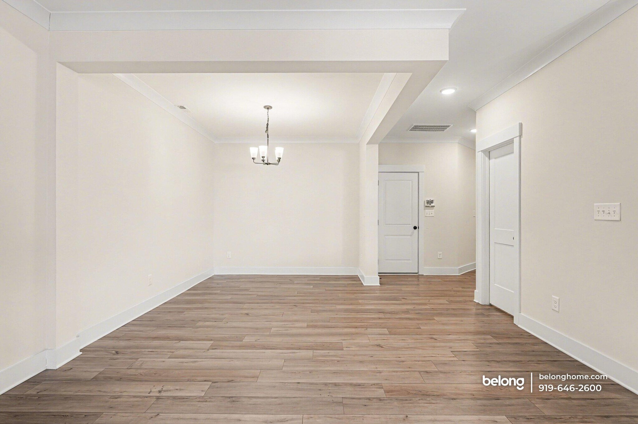 Building Photo - 5013 Moonlight Rdg Dr