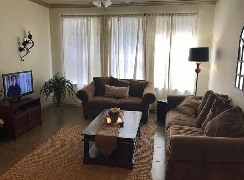 Building Photo - 350 Emerald Forest Blvd