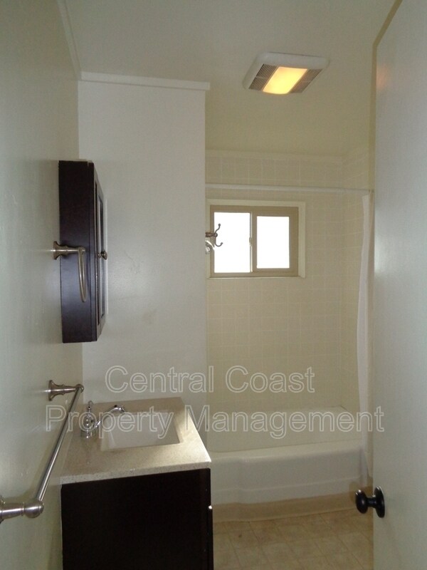 Building Photo - 415 17th St