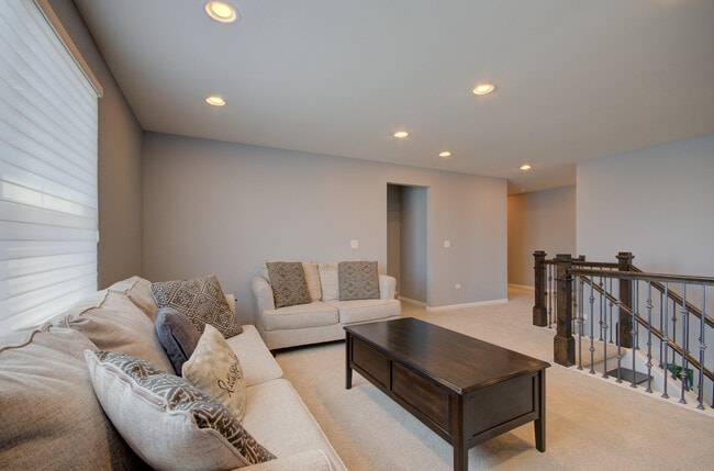 Building Photo - 15728 Brookshore Dr