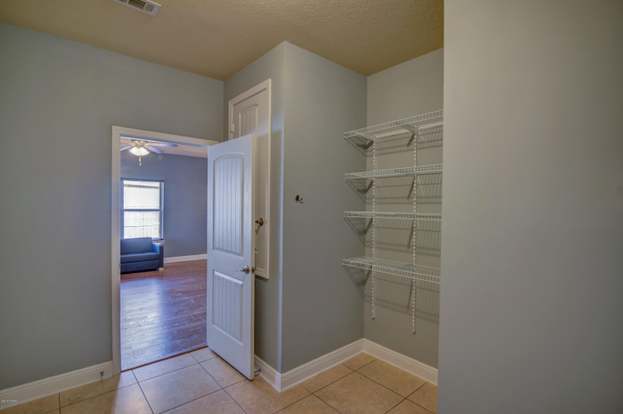 Building Photo - 4028 Brook Stone Dr
