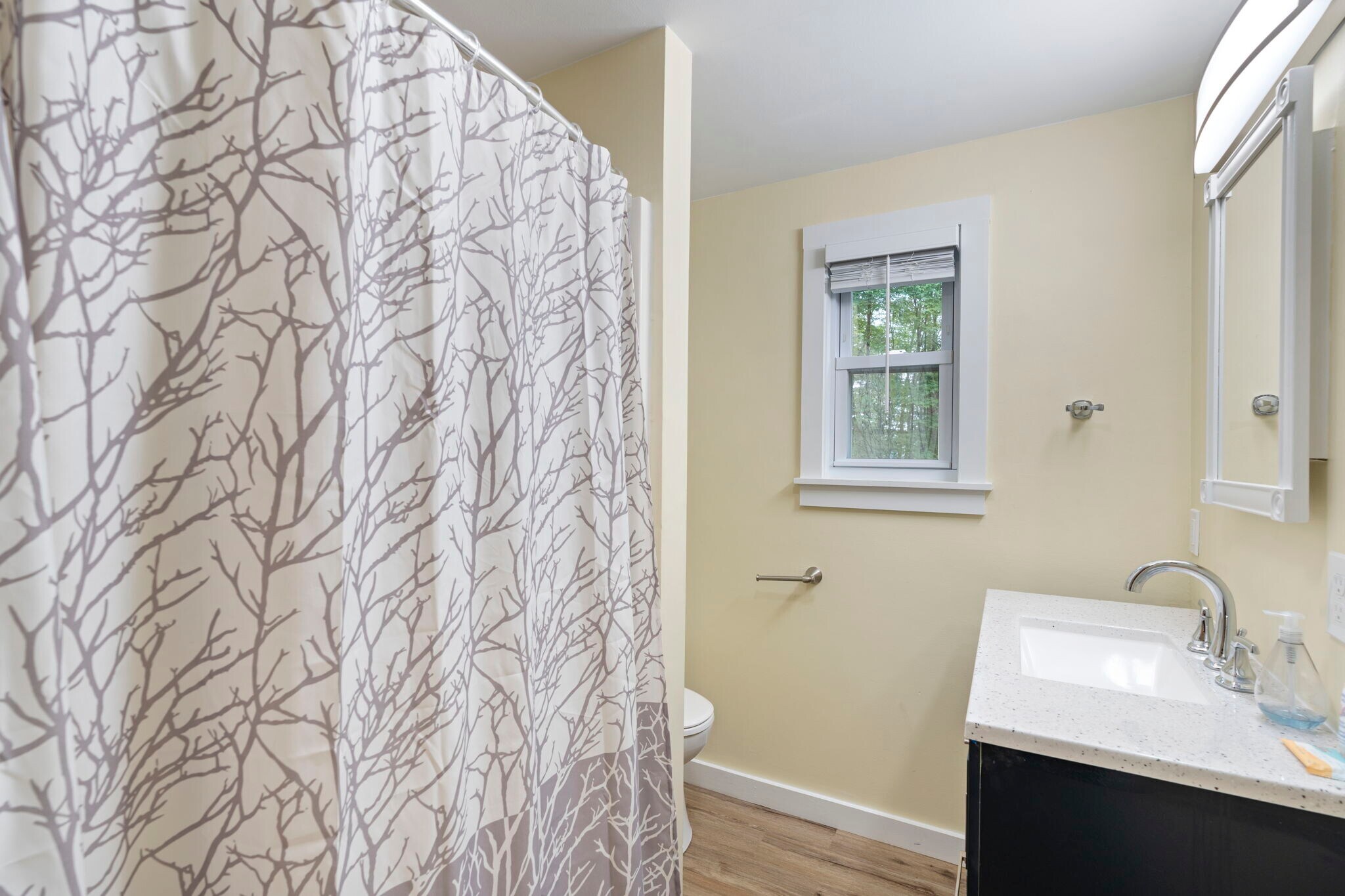 Building Photo - 189 N High St