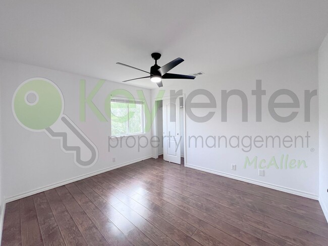 Building Photo - Beatutiful 5Bed/3Bath in Mcallen TX Now Av...