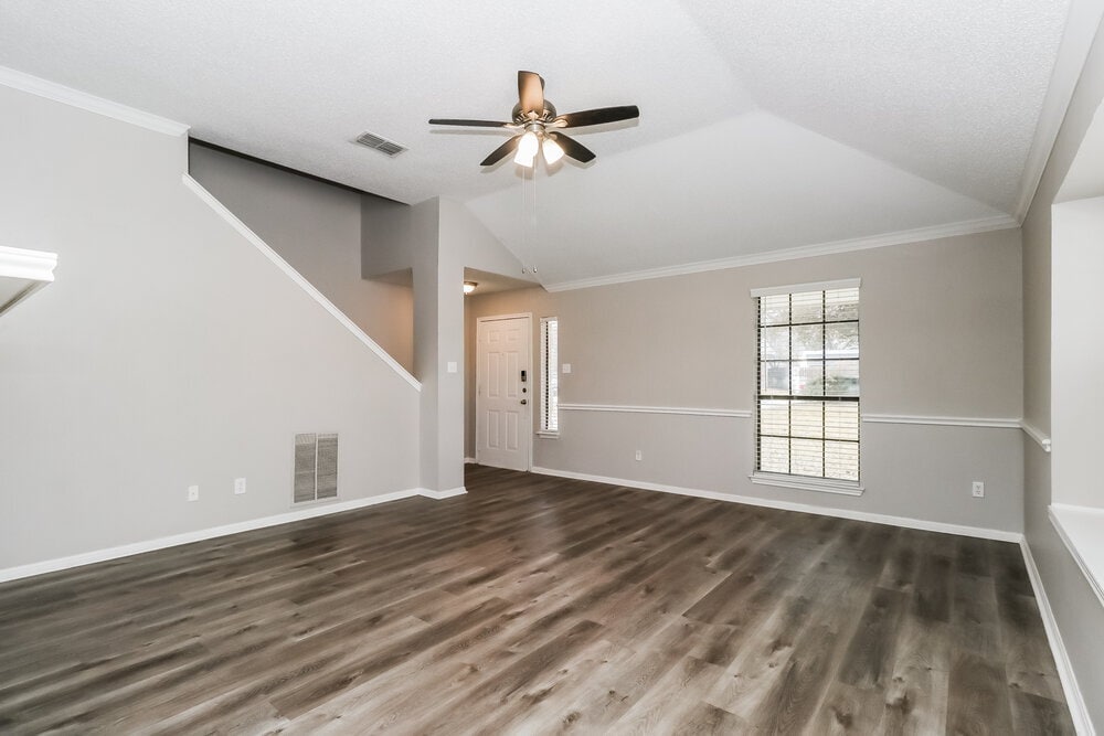 Building Photo - 4717 Fallenash Dr